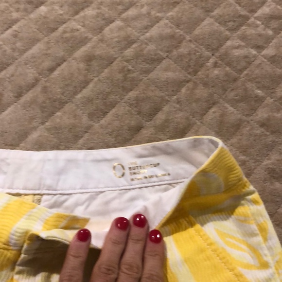 Lilly Pulitzer Buttercup Short - Picture 2 of 3